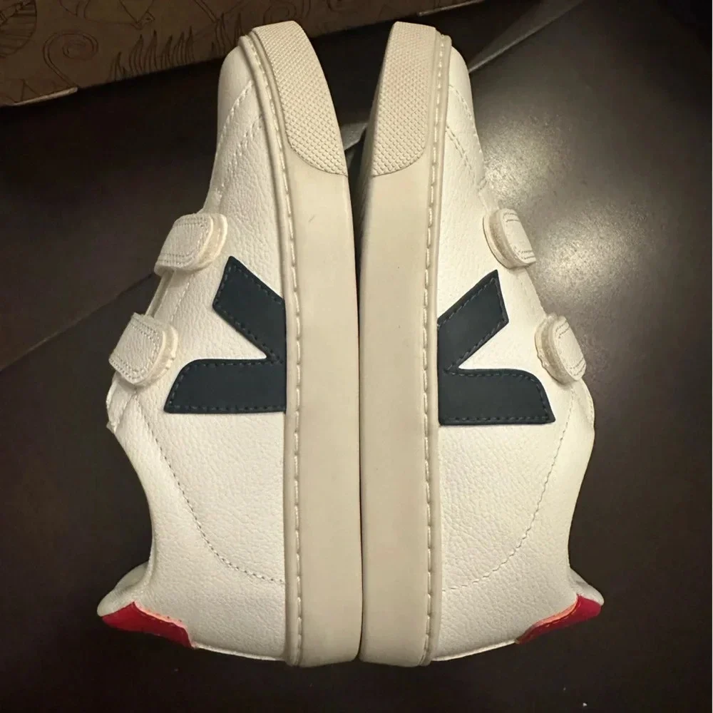 NIB Veja Esplar Kids Shoes White Nautico Size Youth 2